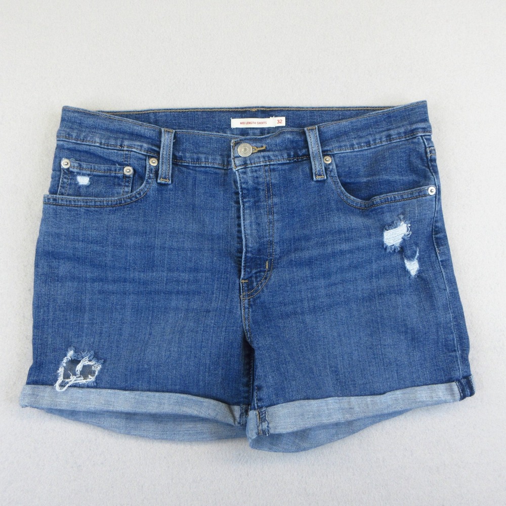 Levi's Mid Length Shorts Women 32 Blue Distressed Denim‎ Cuffed Stretch Med Wash